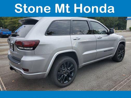 2020 Jeep Grand Cherokee Altitude
