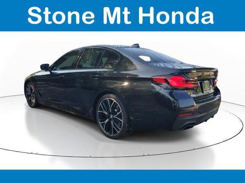 Black Sapphire Metallic 2022 BMW 540 i