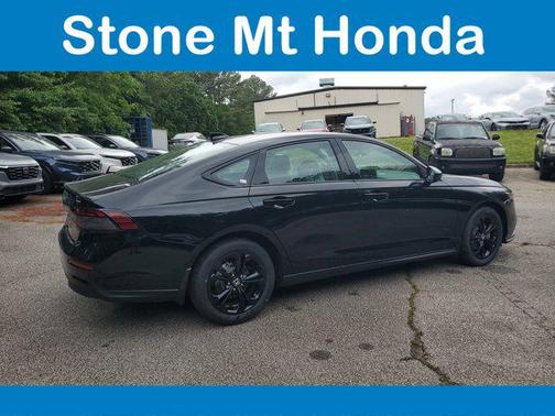 2025 Honda Accord LX 1.5T