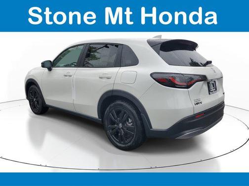 Platinum White Pearl 2026 Honda HR-V Sport