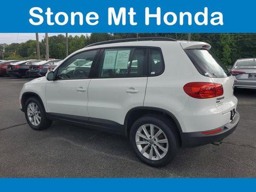 2017 Volkswagen Tiguan Limited 2.0T