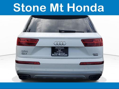 White Crystal 2017 Audi Q7 3.0T Prestige