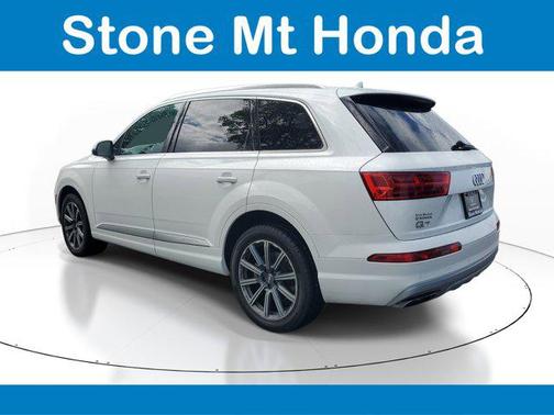 White Crystal 2017 Audi Q7 3.0T Prestige