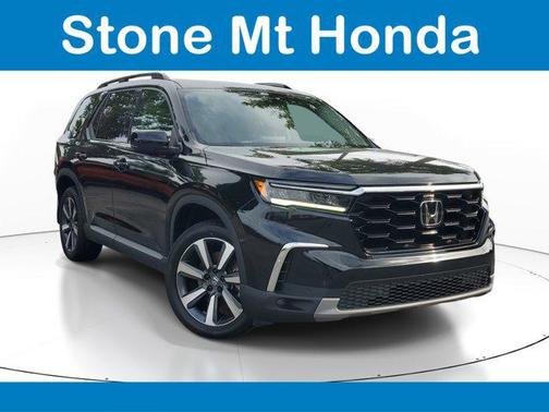Nh-731p/Crystal Bl 2025 Honda Pilot Touring 8-Passenger