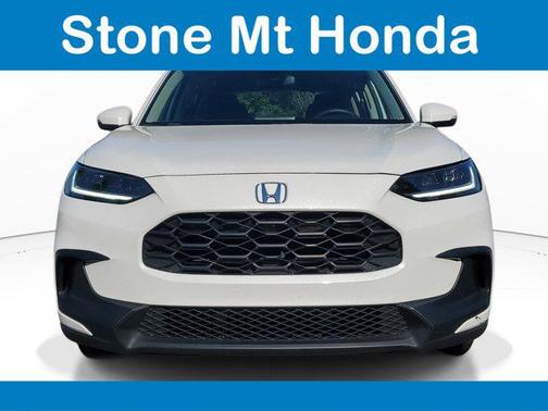 Platinum White Pearl 2024 Honda HR-V LX