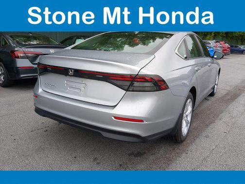 2025 Honda Accord LX 1.5T