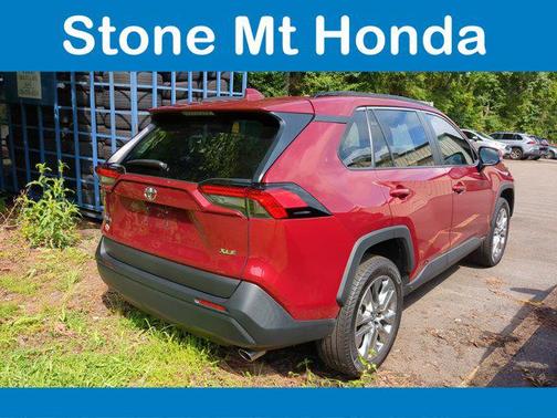 2023 Toyota RAV4 XLE Premium