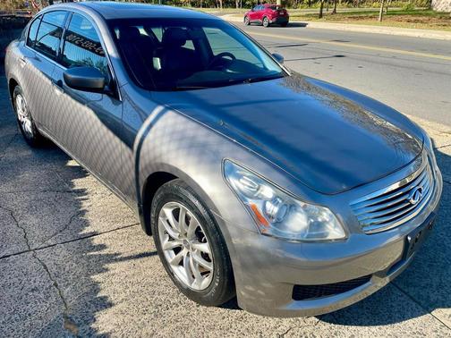 2009 INFINITI G37x Base