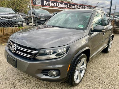 2016 Volkswagen Tiguan R-Line
