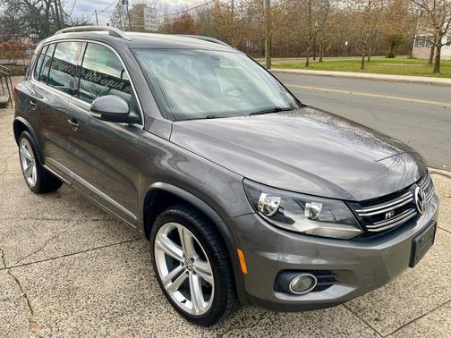 2016 Volkswagen Tiguan R-Line