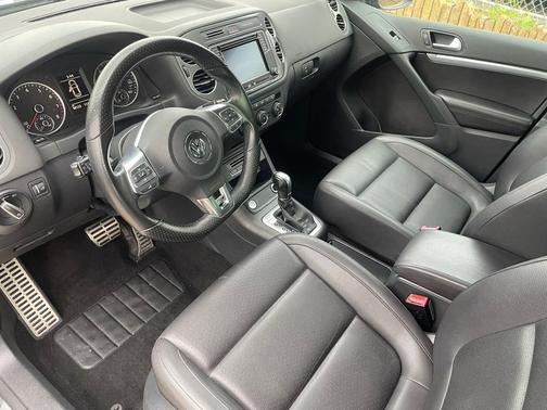 2016 Volkswagen Tiguan R-Line
