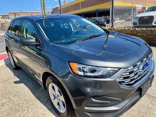 2019 Ford Edge SE