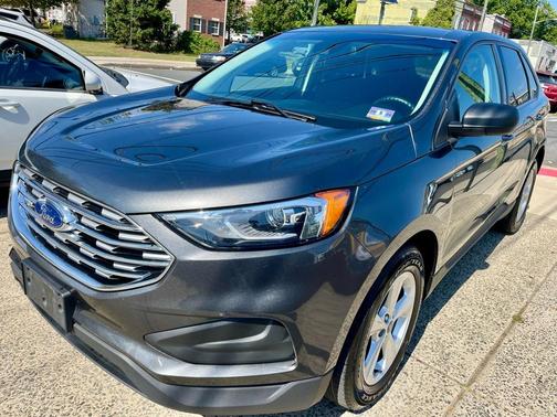 2019 Ford Edge SE