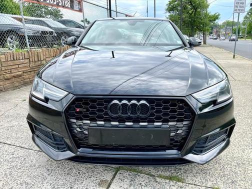 2017 Audi A4 Season of Audi Premium