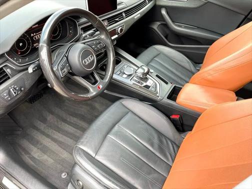 2017 Audi A4 Season of Audi Premium