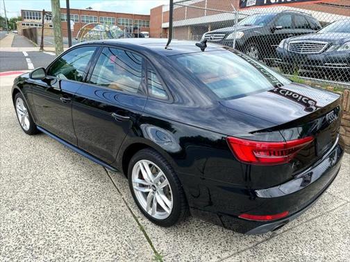2017 Audi A4 Season of Audi Premium