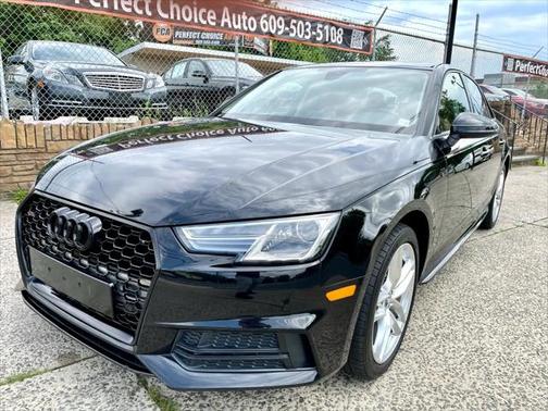 2017 Audi A4 Season of Audi Premium