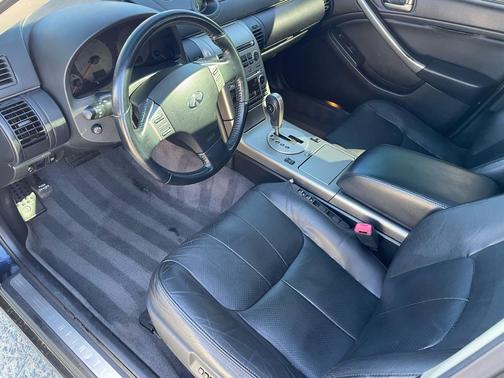 2004 INFINITI G35 Base