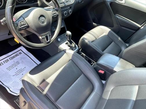 2015 Volkswagen Tiguan 4MOTION Auto SEL