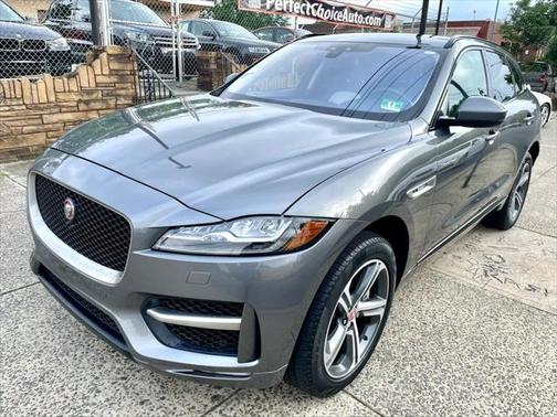 2017 Jaguar F-PACE 35t R-Sport