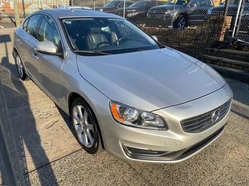 2016 Volvo S60 T5 Premier