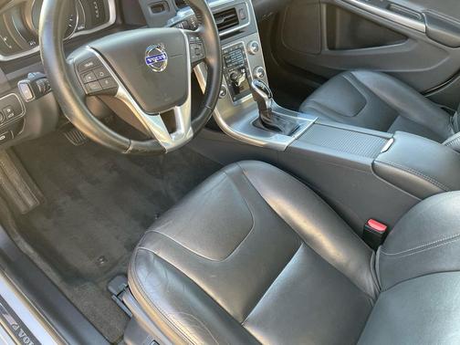 2016 Volvo S60 T5 Premier