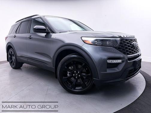 2023 Ford Explorer ST-Line