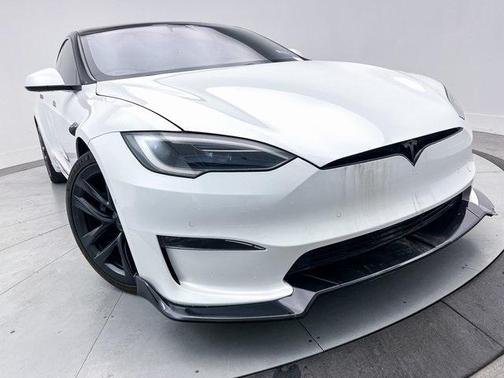 2022 Tesla Model S Plaid