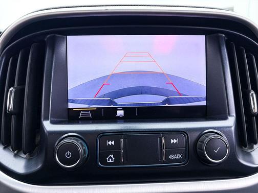 Summit White 2019 GMC Canyon SLE