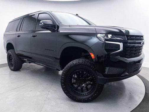 2023 Chevrolet Suburban RST