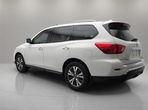 2020 Nissan Pathfinder S 2WD