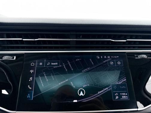 Glacier White Metallic 2023 Audi Q7 55 Premium Plus