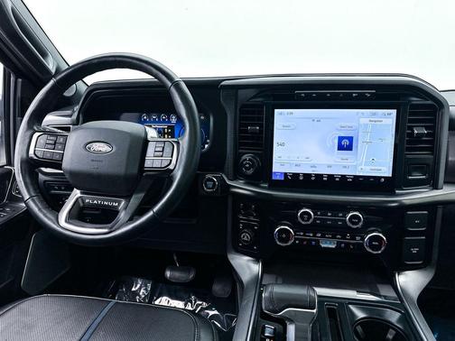 AGATE BLACK METALLIC 2024 Ford F-150 Platinum