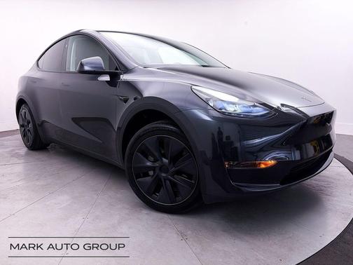 Stealth Grey 2024 Tesla Model Y Long Range Single Motor Rear-Wheel Drive