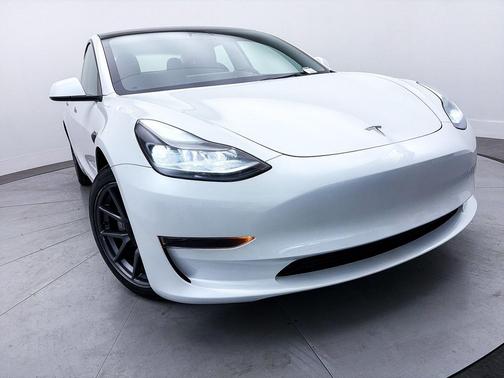 2023 Tesla Model 3 Standard Range