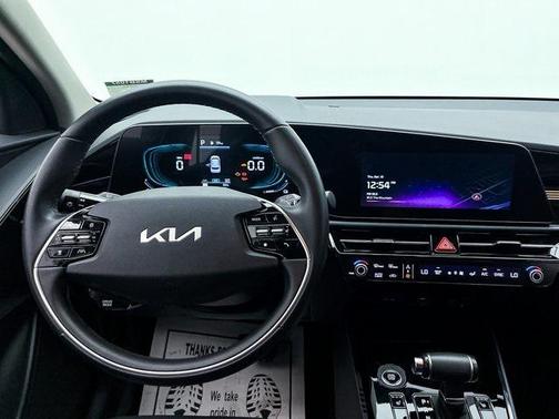 2023 Kia Niro EX