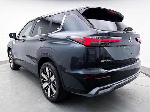 2025 Mitsubishi Outlander SE 2.5 2WD