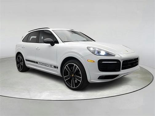 2022 Porsche Cayenne Platinum Edition