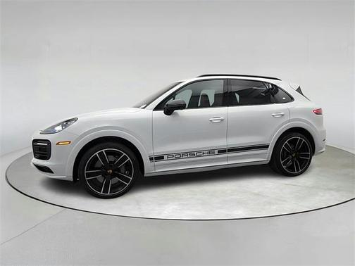 2022 Porsche Cayenne Platinum Edition