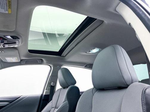 2022 Subaru Legacy Limited