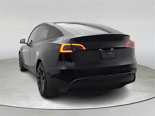 2022 Tesla Model Y Performance Dual Motor All-Wheel Drive