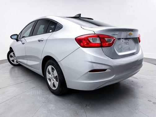 2016 Chevrolet Cruze LS Auto
