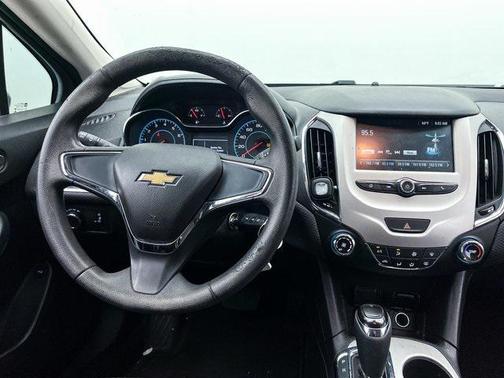 2016 Chevrolet Cruze LS Auto