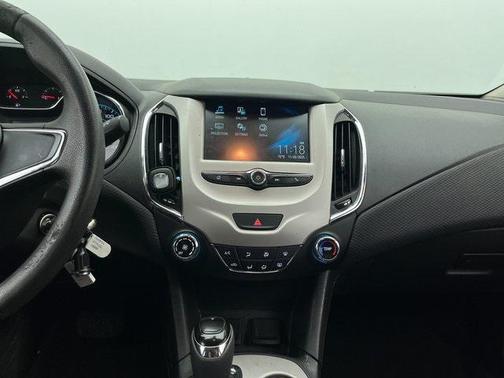 2016 Chevrolet Cruze LS Auto