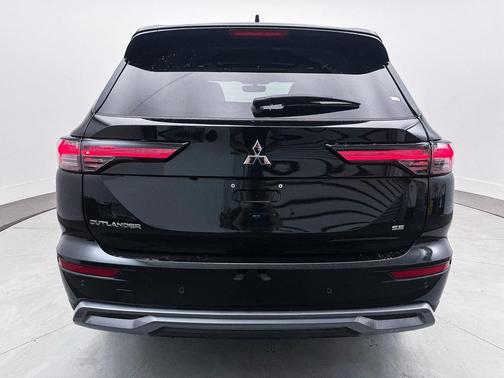 2025 Mitsubishi Outlander SE 2.5 2WD
