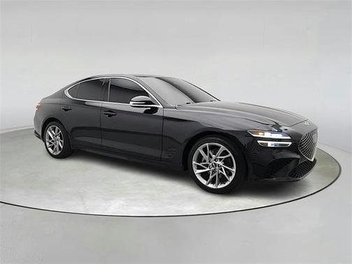2022 Genesis G70 2.0T RWD