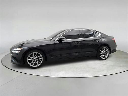 2022 Genesis G70 2.0T RWD