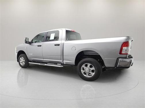 2023 RAM 2500 Big Horn Crew Cab 4x4 6'4' Box