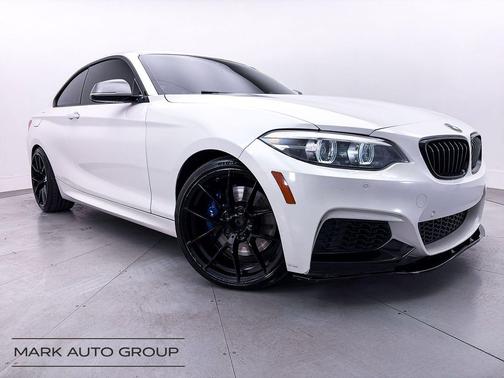 White Metallic 2018 BMW M240 i xDrive