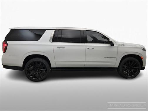 2022 Chevrolet Suburban 4WD High Country